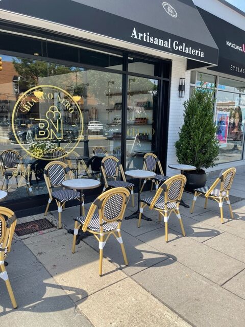 outdoor seating at bianco nero gelateria